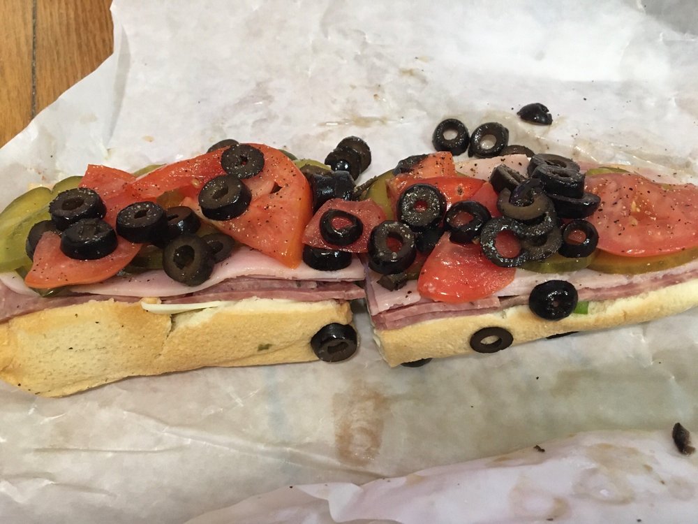 CUMMINGS MARKET Updated September 2024 17 Reviews 3 Alfred Rd