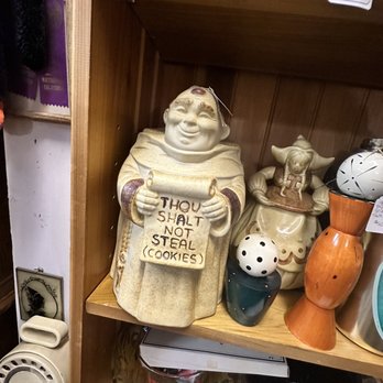 Attilia's Antiques - Antiques Near Me - Santa Cruz, California