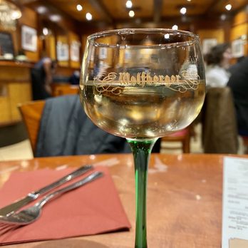 L'Amandine - Muscat wine - French Near Me - Colmar, 68