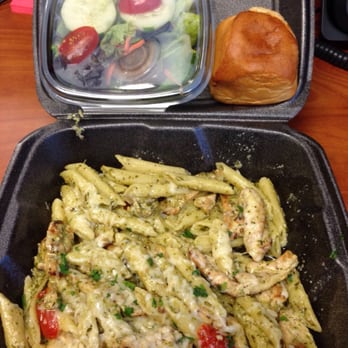 Tempo Di Pasta - Chicken Pesto Pasta lunch deal w/ side salad and roll #TempoDiPasta #YelpDC #foodtruck - Food Trucks Near Me - Frederick, Maryland
