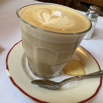 Le Diplomate - Latte - Brasseries Near Me - Washington, DC, District of Columbia