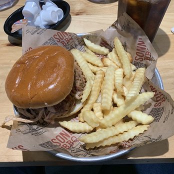 Sonny's BBQ - Yum - Barbeque Near Me - Bushnell, Florida