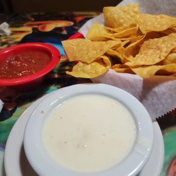 Entre Amigos - White qeuso - Mexican Near Me - Midland, Michigan