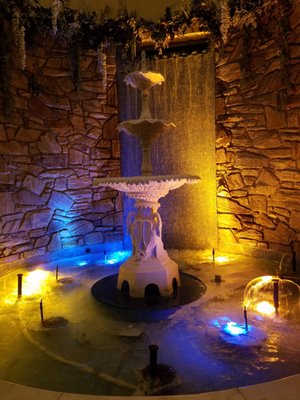 La Fontaine Bleue by null