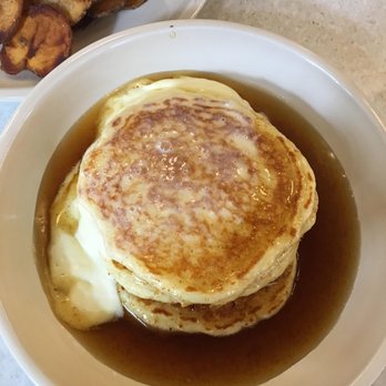 Dandy - Ricotta pancakes - Breakfast & Brunch Near Me - Montreal, Quebec