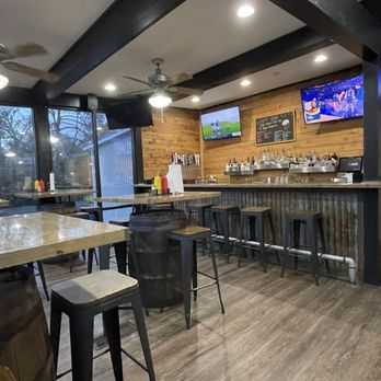 Cow Tippers Burger - Interior bar area - Burgers Near Me - Douglas, Georgia Cow Tippers Burger - Interior bar area - Burgers Near Me - Douglas, Georgia