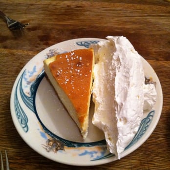 Peter Luger - Steakhouses Near Me - Brooklyn, New York