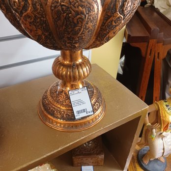 Inova Treasure Trove - Thrift Stores Near Me - Mclean, Virginia