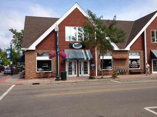 Eat at Banning and Fifth by null