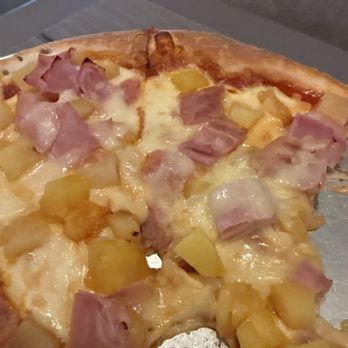 Brunello Pizza & Pasta - 4dripple stacked ham and huge pineapple yummm!! - Italian Near Me - Smithtown, New York