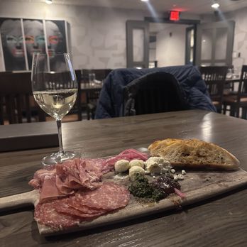 Theo's Italian - Italian Near Me - Plainfield, Indiana