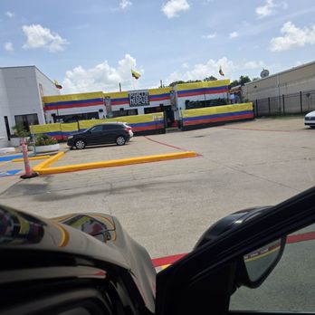Pueblo Nuevo - Nice spot.  Horrible customer care. - Seafood Near Me - Houston, Texas