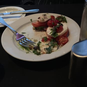 VB3 Pizzeria - Mozzarella and tomato - Italian Near Me - Jersey City, New Jersey VB3 Pizzeria - Mozzarella and tomato - Italian Near Me - Jersey City, New Jersey
