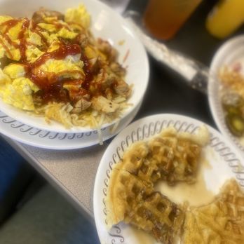 Waffle House - Chicken Hashbrown Bowl and Pecan Waffle - Diners Near Me - Pensacola, Florida Waffle House - Chicken Hashbrown Bowl and Pecan Waffle - Diners Near Me - Pensacola, Florida