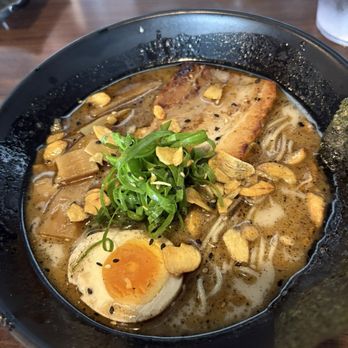 Noods Ramen Bar - Black Garlic Tonkotsu Ramen - Ramen Near Me - Honolulu, Hawaii Noods Ramen Bar - Black Garlic Tonkotsu Ramen - Ramen Near Me - Honolulu, Hawaii