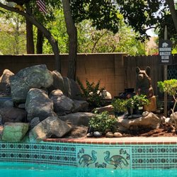 Dates Pool and Spa - Cleaned original tile with mosaic art pieces