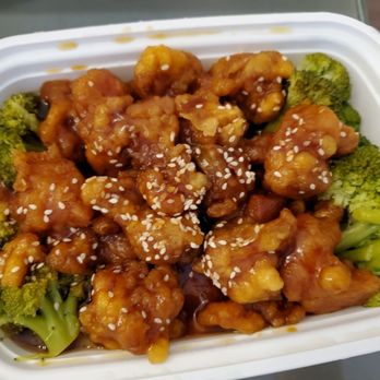 Yummy House - Sesame chicken. Worst dish we got. No sauce, drier than my sex life! Do not waste your money! May, 2021. - Chinese Near Me - Hilton Head Island, South Carolina