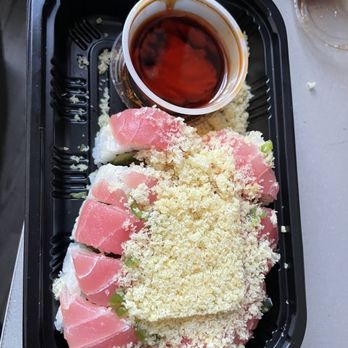 Haji Sushi House - What the Hello roll. Tuna, avocado, jalapeño, crunchy onion on top. - Sushi Bars Near Me - Los Angeles, California Haji Sushi House - What the Hello roll. Tuna, avocado, jalapeño, crunchy onion on top. - Sushi Bars Near Me - Los Angeles, California