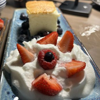 ShinSen Sushi & Lounge - Cloud Cake with fresh cream and berries - Sushi Bars Near Me - Vancouver, Washington ShinSen Sushi & Lounge - Cloud Cake with fresh cream and berries - Sushi Bars Near Me - Vancouver, Washington