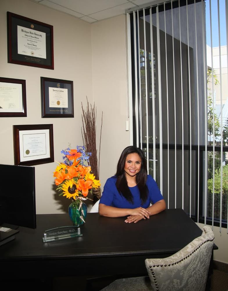 VENICE SANCHEZ, MD Updated July 2024 24 Reviews 20311 SW Birch St