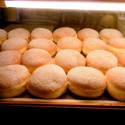 Kirchenwirt - The local specialty - original Klosterkrapfen - freshly baked