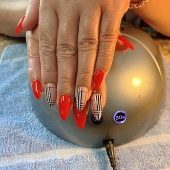 Spa Nails - Nail Salons Near Me - Bensenville, Illinois
