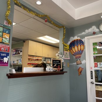 123 Happy Dental Group - Front desk - General Dentistry Near Me - San Gabriel, California