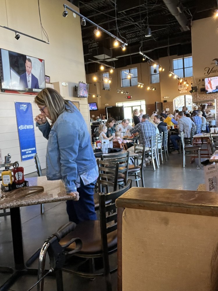 The Boulevard Bar & Grille