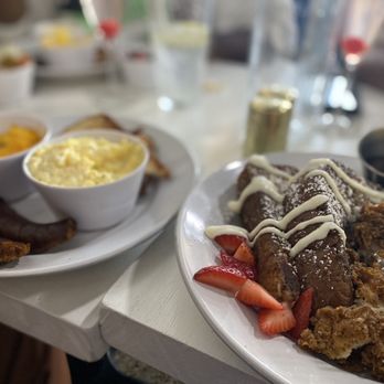 Poach Social - French Toast - Breakfast & Brunch Near Me - Atlanta, Georgia Poach Social - French Toast - Breakfast & Brunch Near Me - Atlanta, Georgia