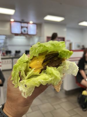 In-N-Out Burger by null