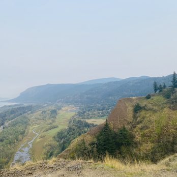 Vista House At Crown Point - Landmarks & Historical Buildings Near Me - Corbett, Oregon