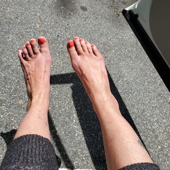 Le Nails - Happy feet! - Nail Salons Near Me - Jacksonville, Florida