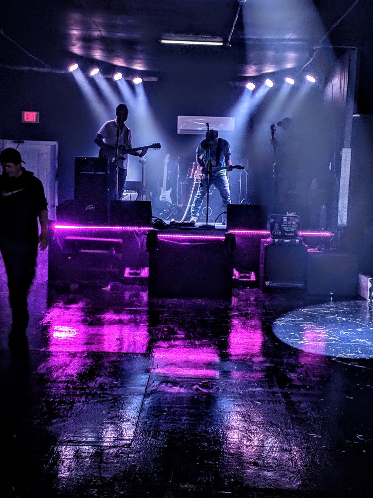 THE ALLEY Updated October 2024 11 Photos 133 W Front St, El Paso