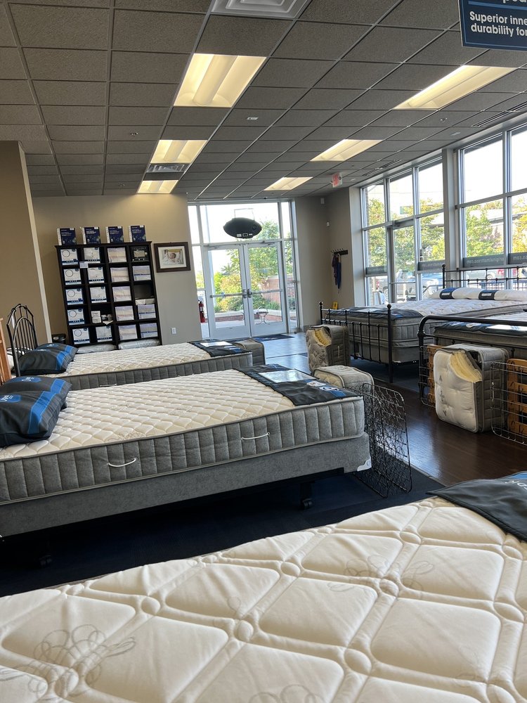 THE ORIGINAL MATTRESS FACTORY 2098 Ford Pkwy, Saint Paul, Minnesota