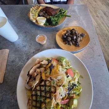 Urban Plates - Southwest grilled chicken salad and blackened salmon plate with an extra side of garlic mushrooms. - Salad Near Me - Torrance, California