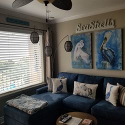 Maravilla Condos - Living room
