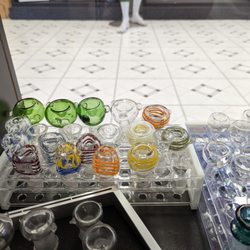 VIP Smoke Shop - And more bowls!