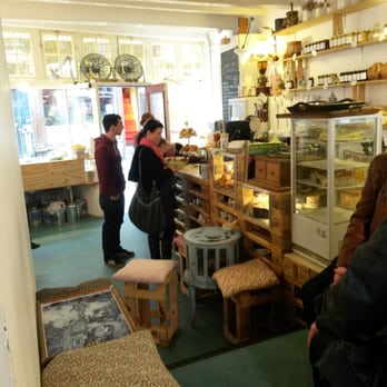 De Laatste Kruimel - Ambience - Coffee & Tea Near Me - Amsterdam, New Hampshire