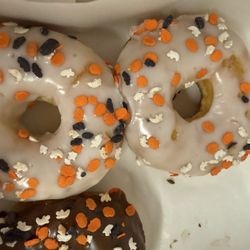 The Crazy Bakery - Fall seasonal donuts