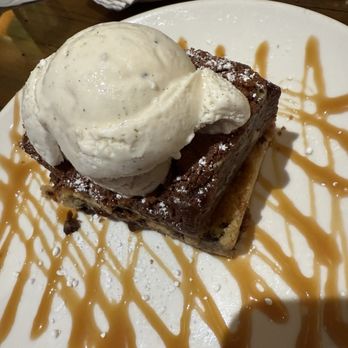 Banana Boat - Brownie blondie - Lounges Near Me - Boynton Beach, Florida