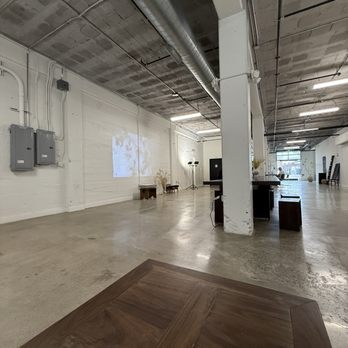 Damo - Inside - Coffee & Tea Near Me - Los Angeles, California