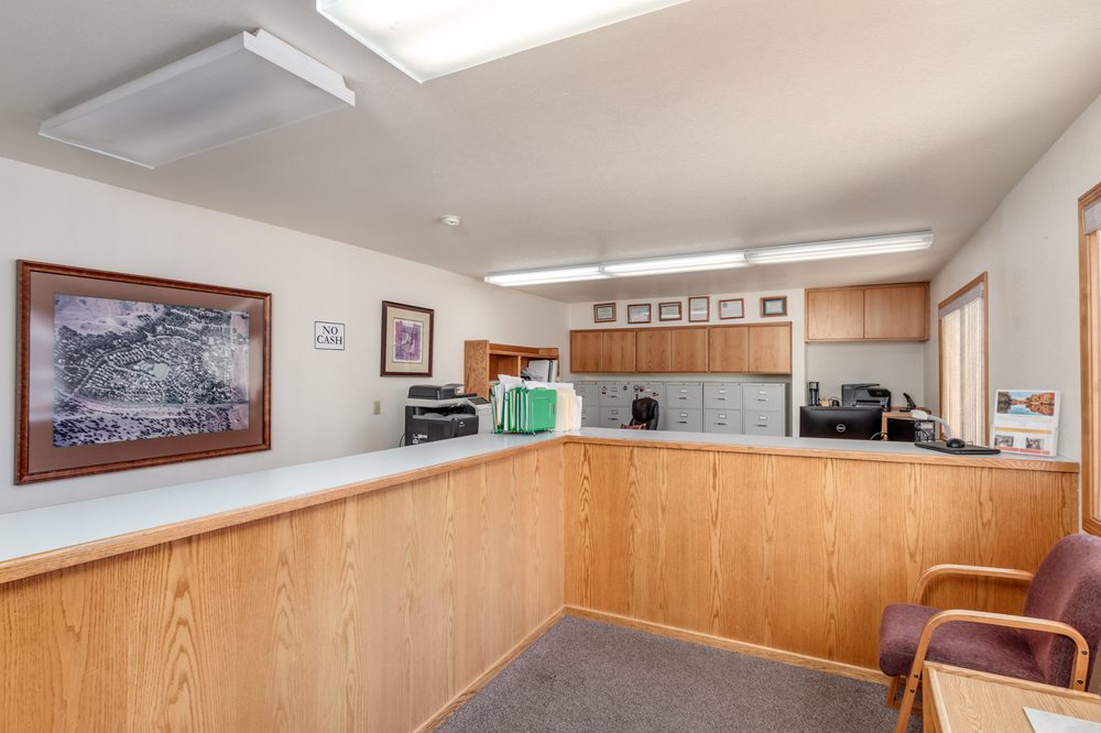 THE PINES Updated October 2024 46 Photos 61000 Brosterhous Rd