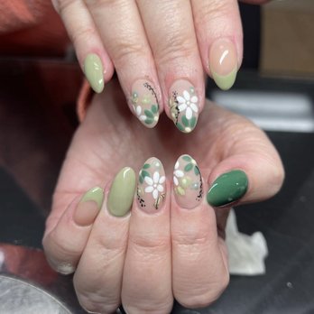 Studio 3 Spa - Full Acrylic Set - Nail Salons Near Me - Boise, Idaho
