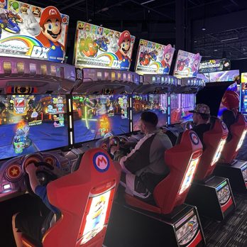 Dave & Buster's Folsom - Mario kart - Arcades Near Me - Folsom, California