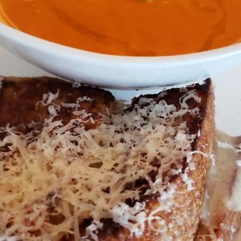 Launderette - Grilled cheese and tomato soup - New American Near Me - Austin, Texas