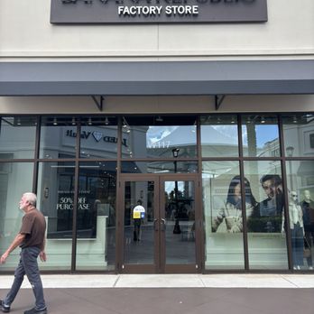 Tanger Outlets Palm Beach - Shopping Centers Near Me - West Palm Beach, Florida