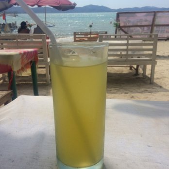 Happy Bar - Fresh pineapple - Bars Near Me - San Vicente, PLW