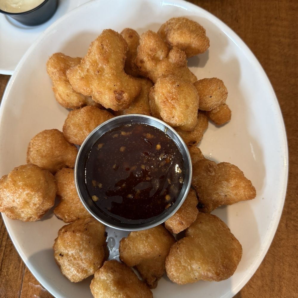 Scoogis Classic Italian - Tempura cauliflower appetizer - Italian Near Me - Flourtown, Pennsylvania Scoogis Classic Italian - Tempura cauliflower appetizer - Italian Near Me - Flourtown, Pennsylvania