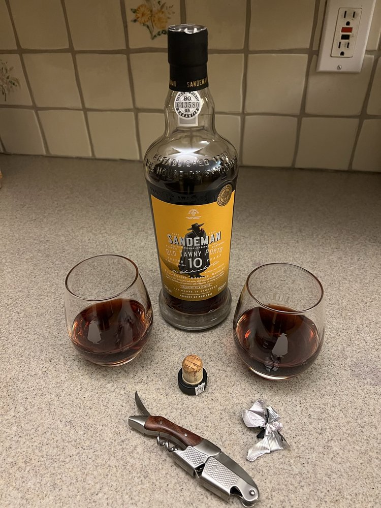 O'riley's Wine & Spirits Logo
