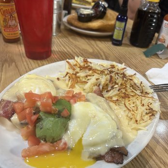 Ramblin Roads - California Benedict - Breakfast & Brunch Near Me - Bountiful, Utah